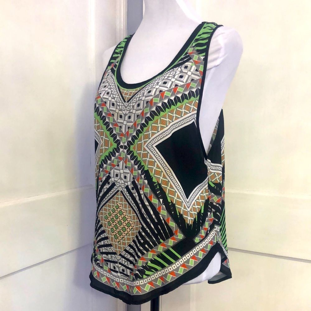 PeachPuff USA Lightweight Tribal Tank Top Women’s Size Medium